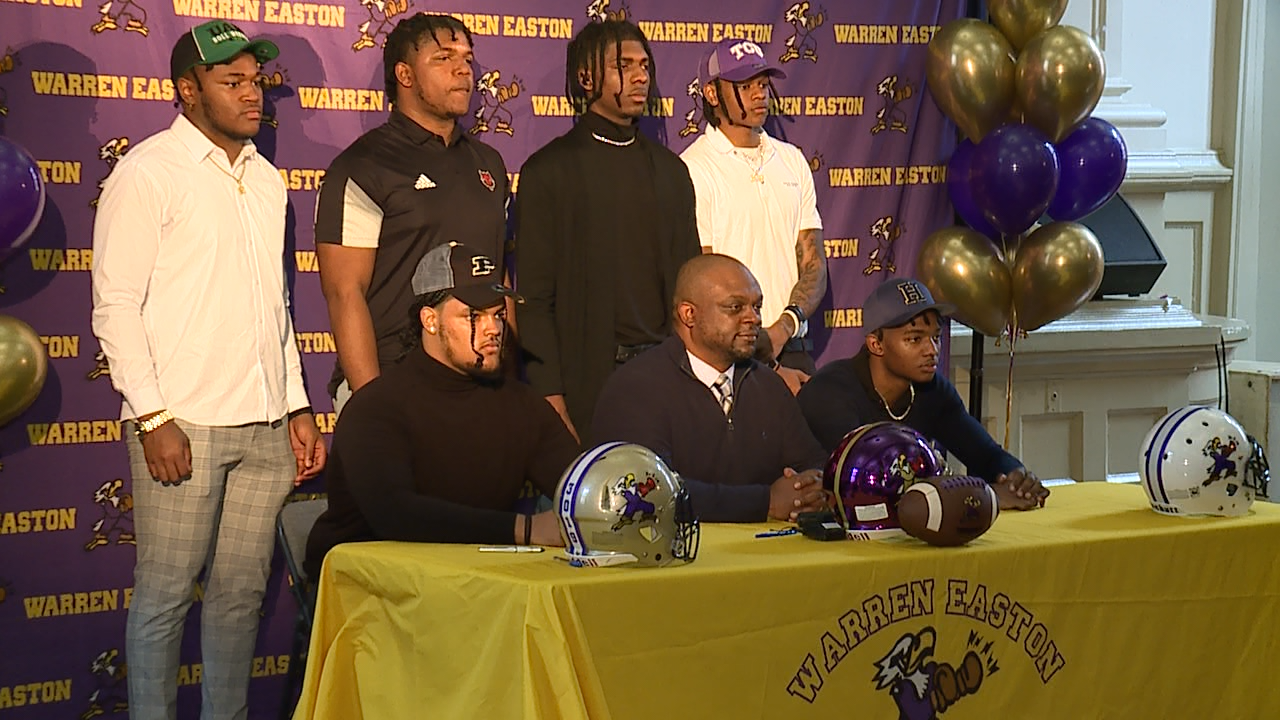 https://digital-stage.wgno.com/sports/warren-easton-soars-places-six-on-signing-day/