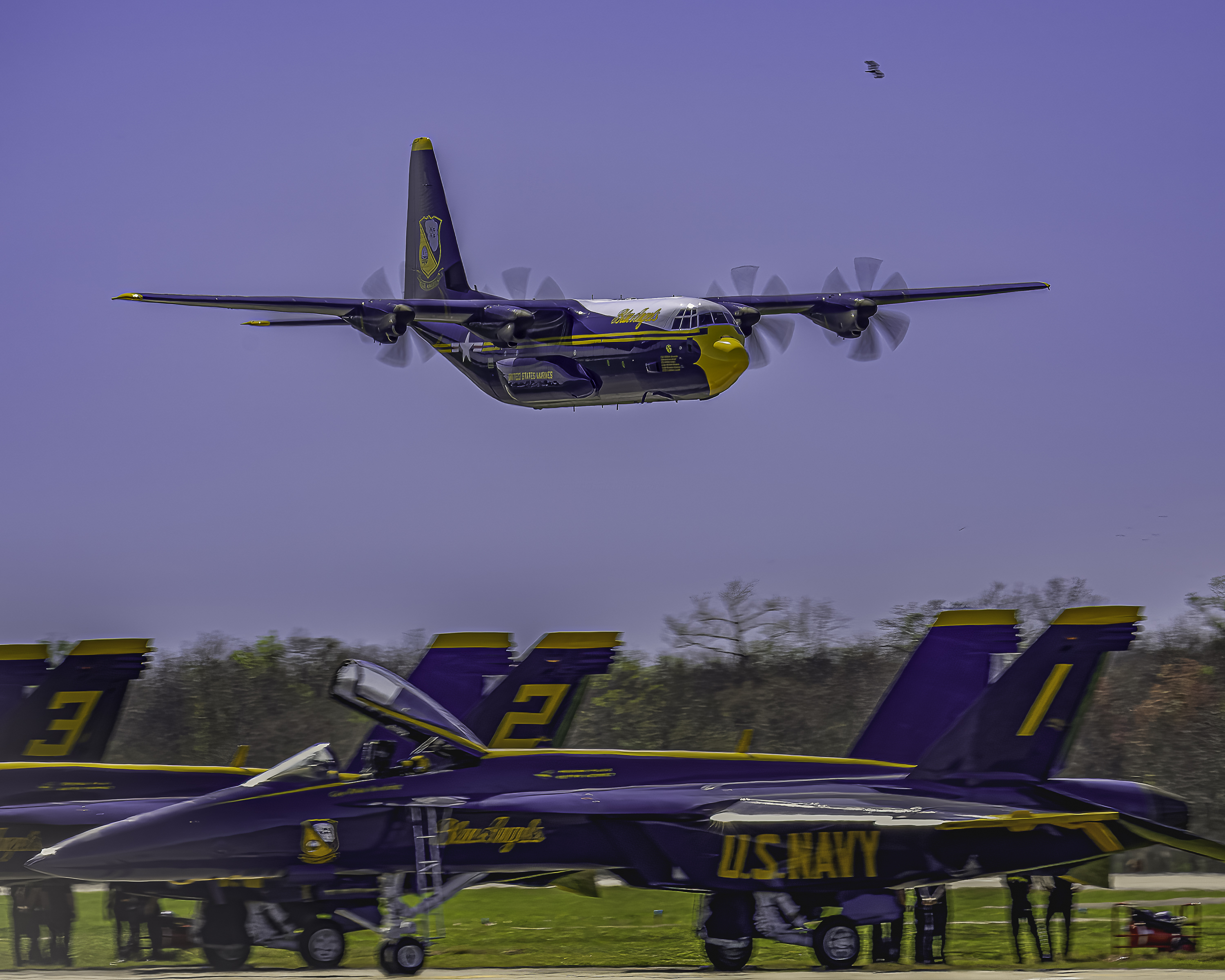 https://digital-stage.wgno.com/news/local/gallery-see-the-spectacular-blue-angels-soar-in-new-orleans-air-show/