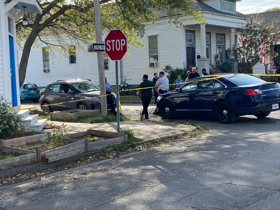 https://digital-stage.wgno.com/news/crime/woman-killed-after-reported-carjacking-in-central-city/