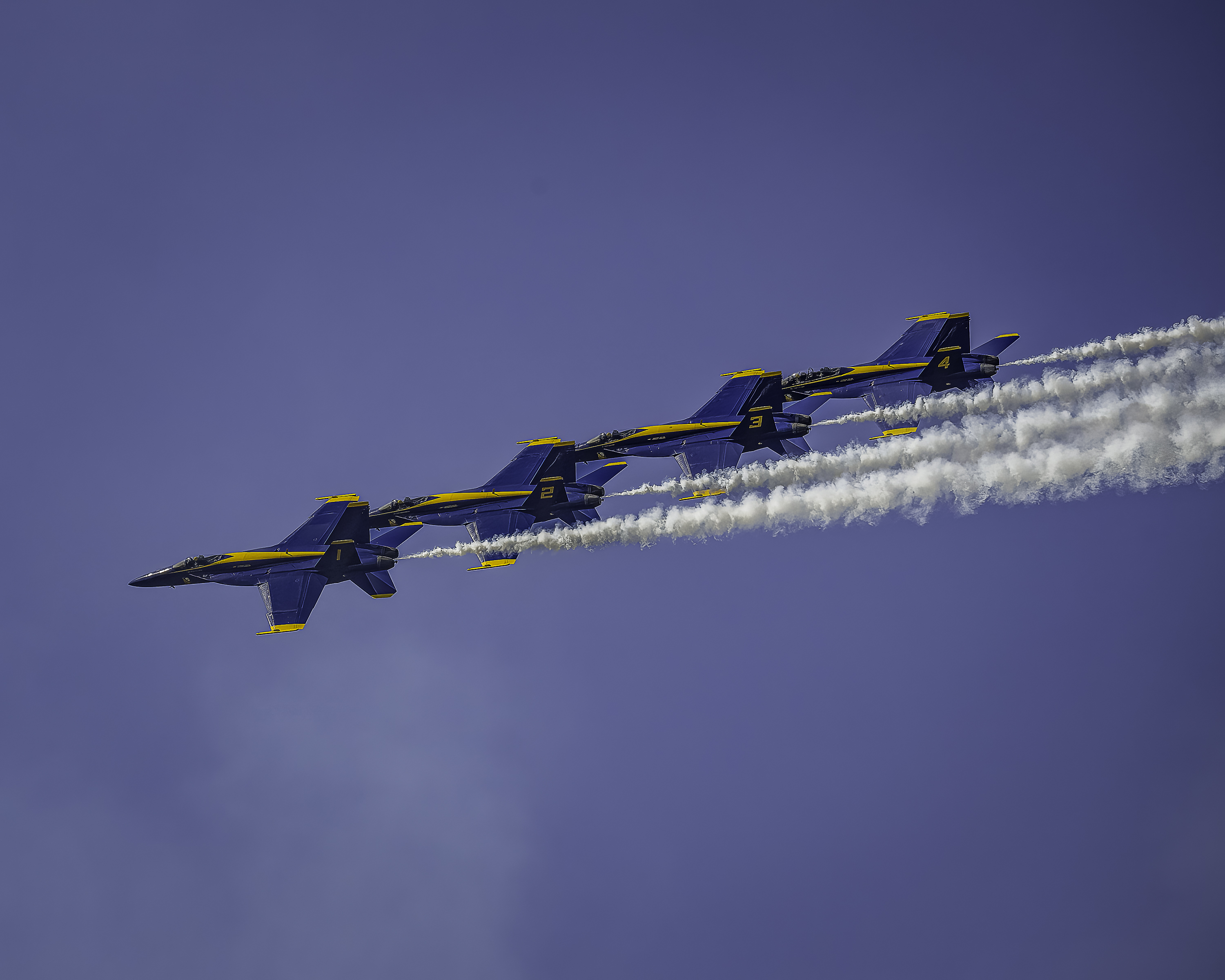 https://digital-stage.wgno.com/news/local/gallery-see-the-spectacular-blue-angels-soar-in-new-orleans-air-show/