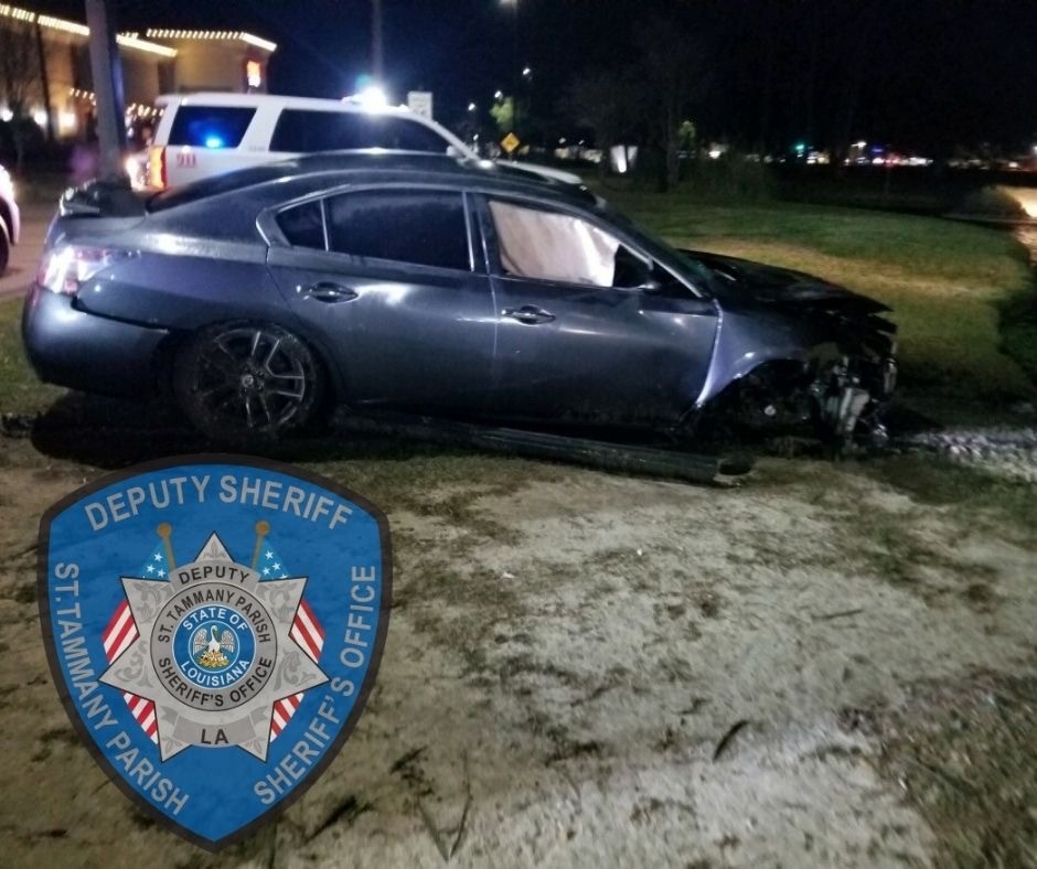 https://digital-stage.wgno.com/news/louisiana/st-tammany-parish/stpso-teen-arrested-after-crashing-stolen-car-into-pond-in-covington/