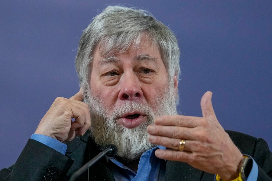 Apple co-founder Steve Wozniak speaks during a press conference after talks with Serbian President Aleksandar Vucic in Belgrade, Serbia, Wednesday, Dec. 6, 2023. Wozniak will receive a Serbian passport from the Balkan country's president after he was granted Balkan country's citizenship. (AP Photo/Darko Vojinovic)